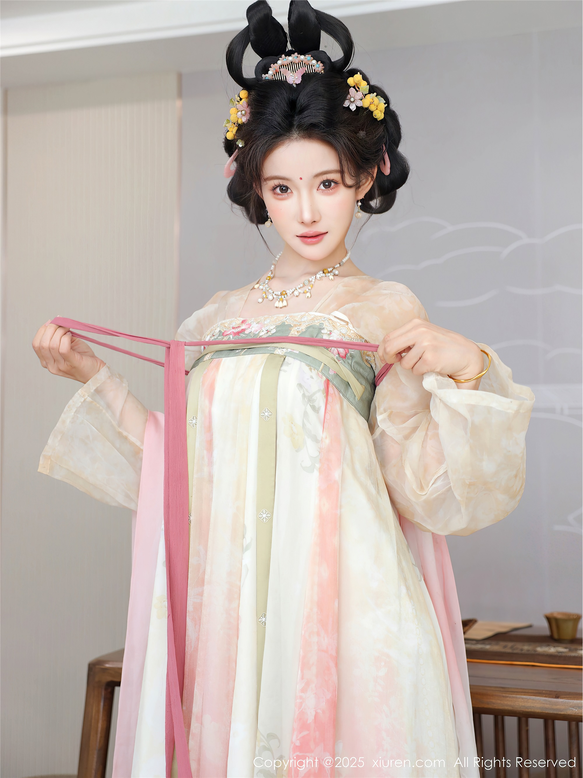 Xiuren秀人网 2025.08.13 NO.10645 梨霜儿